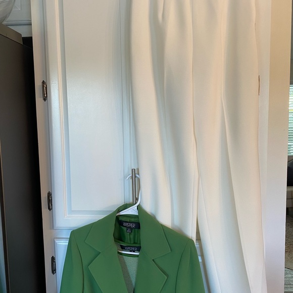 Apple green Kasper suit with a stripe shell - Picture 3 of 7